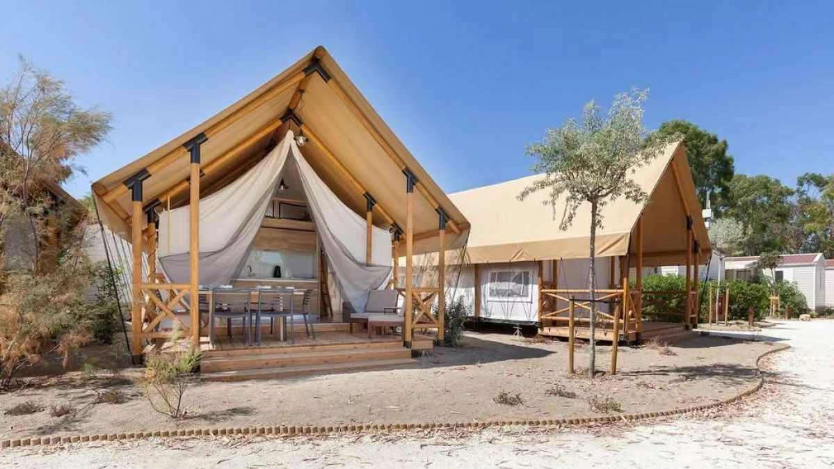 Tela con struttura in legno, comoda casa glamping per tenda safari per resort